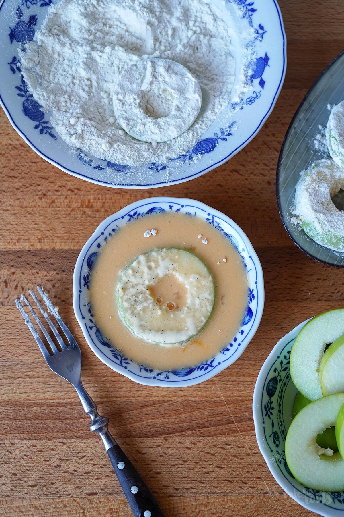 Schnelle & Einfache Apfelküchle | Bake to the roots