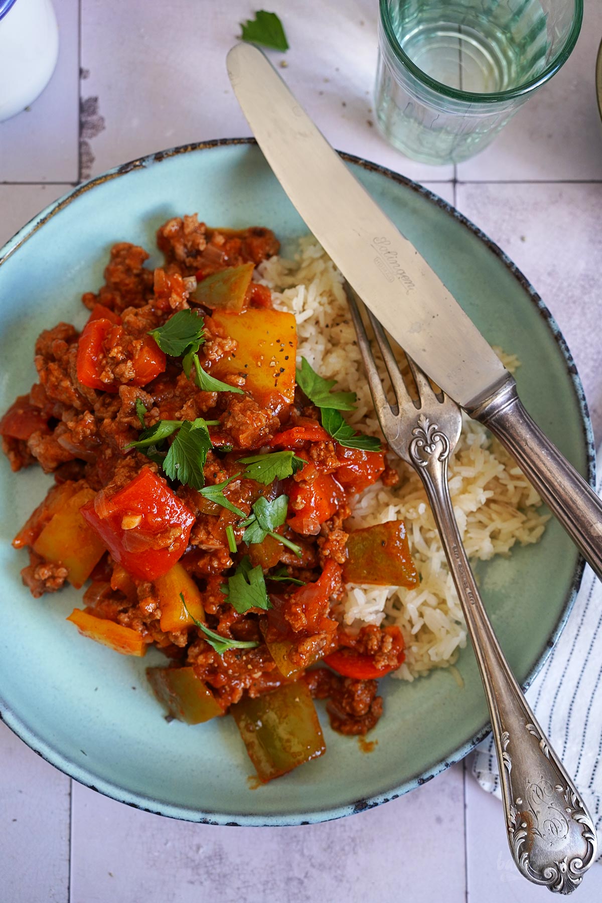 (Un)Gefüllte Paprika mit Reis | Bake to the roots