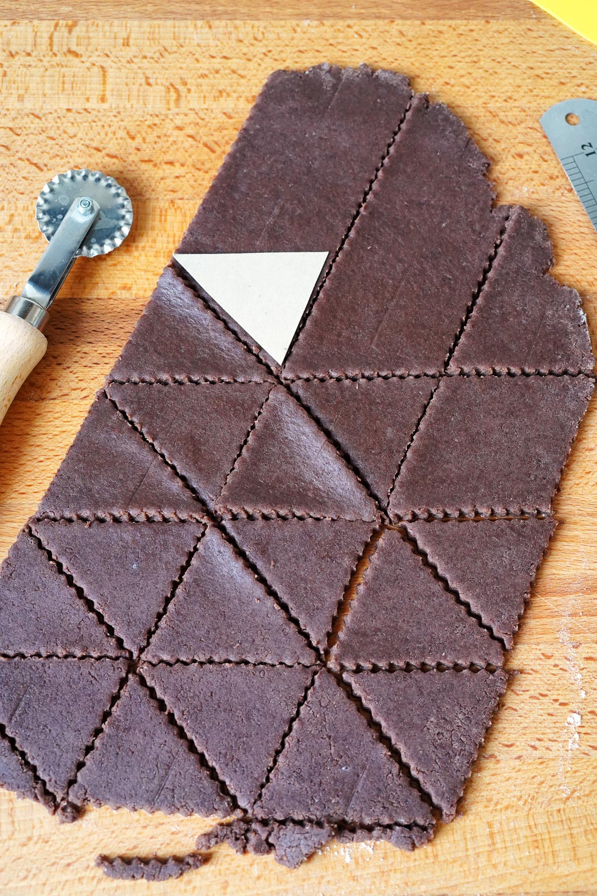 Schokolade Streusel Plätzchen mit Quittengelee | Bake to the roots