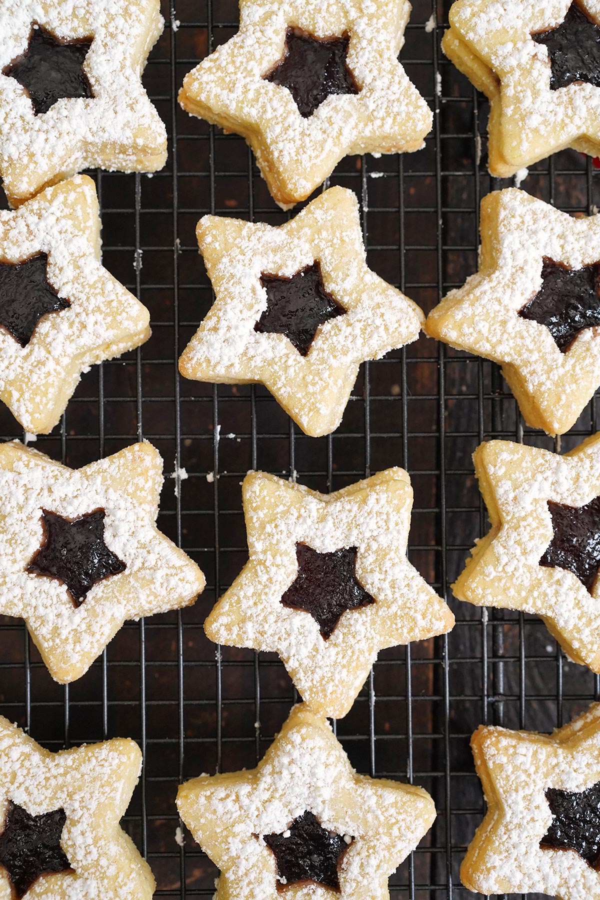 Mandelsterne mit Marmelade | Bake to the roots