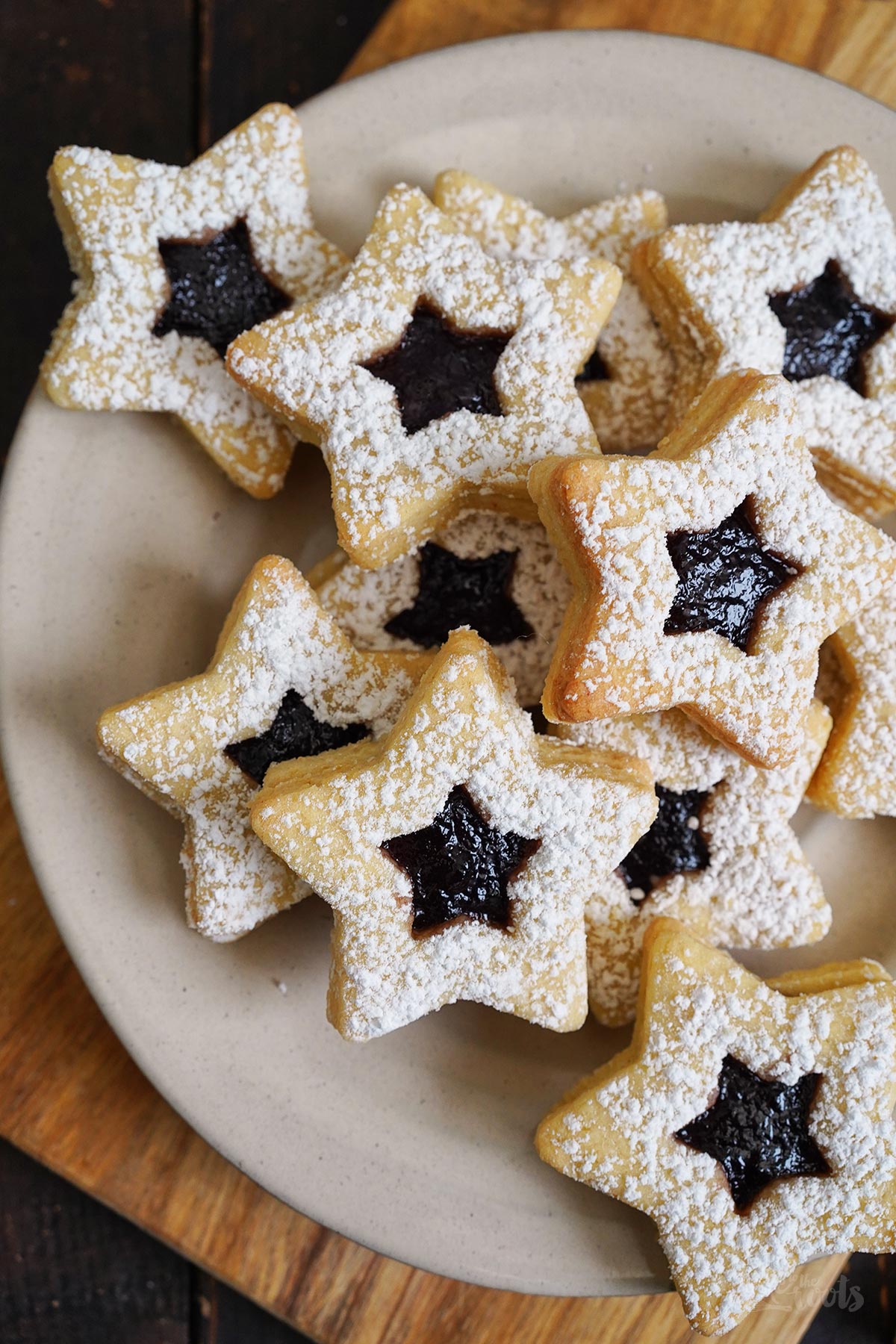 Mandelsterne mit Marmelade | Bake to the roots