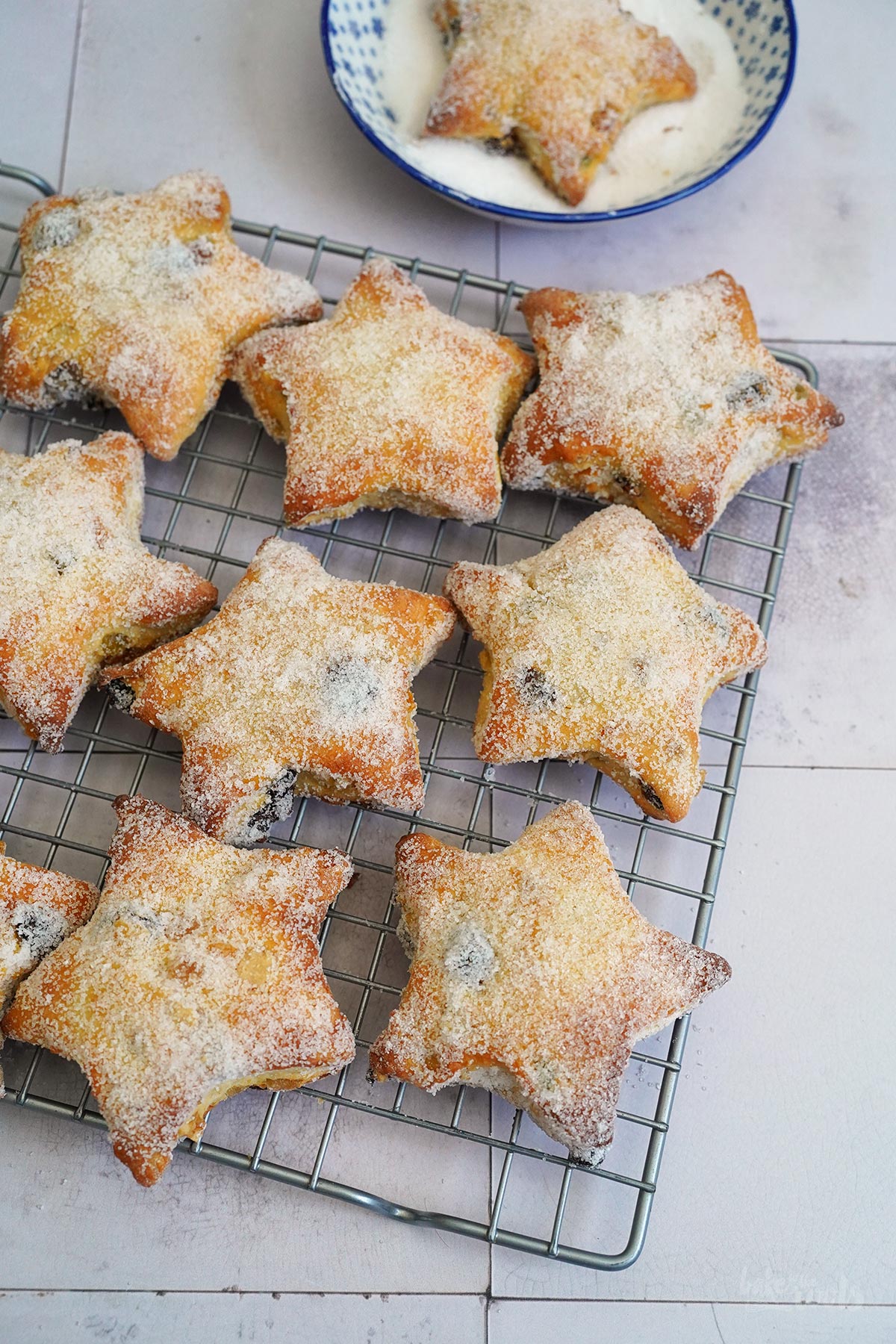 Einfache (Quark) Stollensterne | Bake to the roots