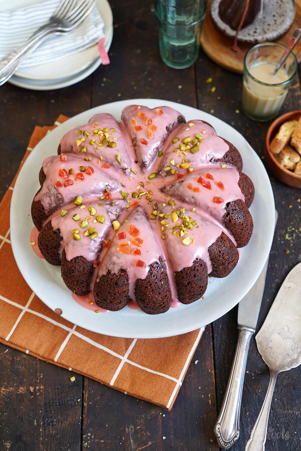 Einfacher Glühweinkuchen mit Schokolade | Bake to the roots