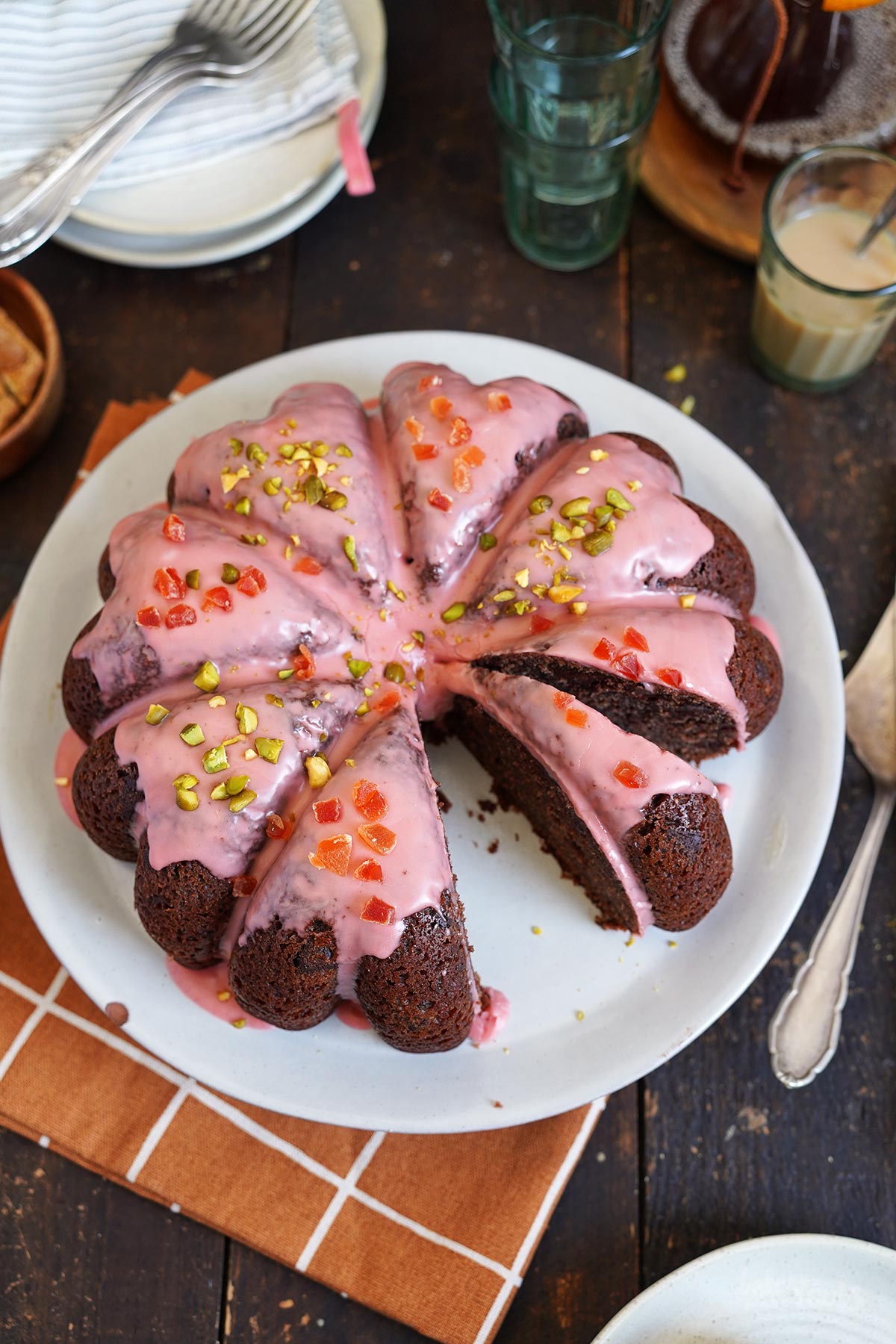 Einfacher Glühweinkuchen mit Schokolade | Bake to the roots
