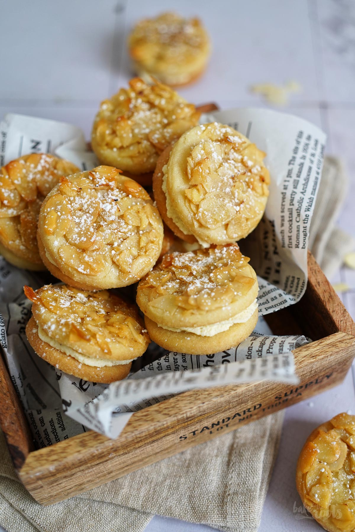 Bienenstich Plätzchen | Bake to the roots