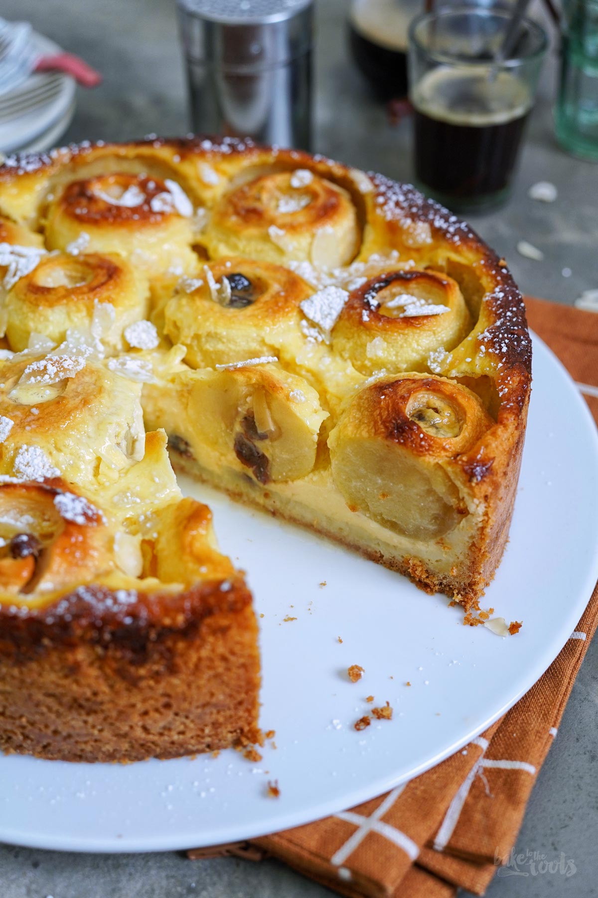 Einfacher Bratapfelkuchen (mit Pudding) | Bake to the roots