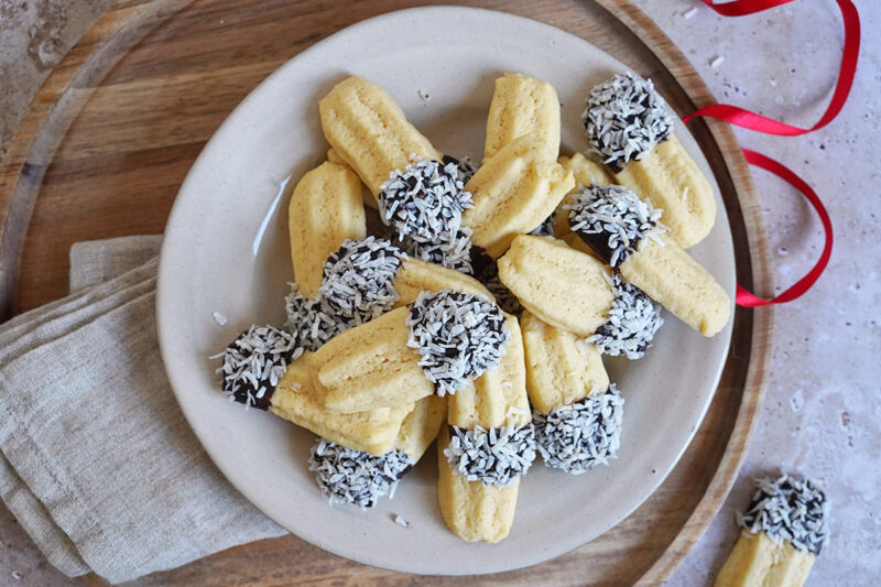 Schnelles Vanillekipferl Dessert im Glas | Bake to the roots