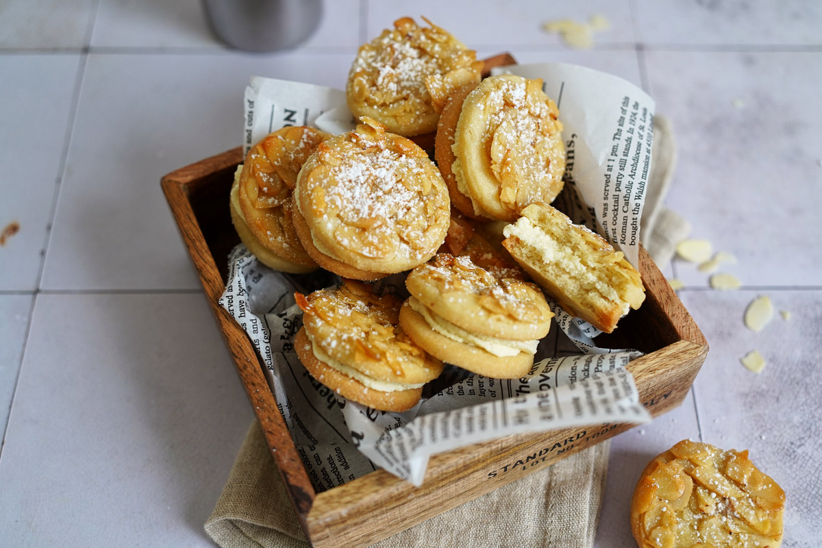Bienenstich Plätzchen | Bake to the roots