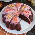 Einfacher Glühweinkuchen mit Schokolade | Bake to the roots