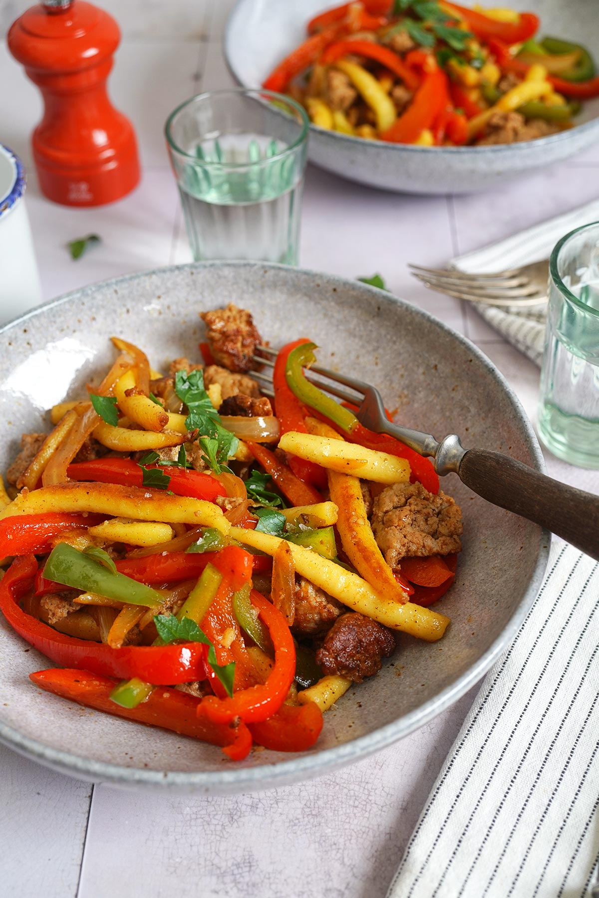 (German) Schupfnudeln Skillet with Bell Peppers & Meat | Bake to the roots