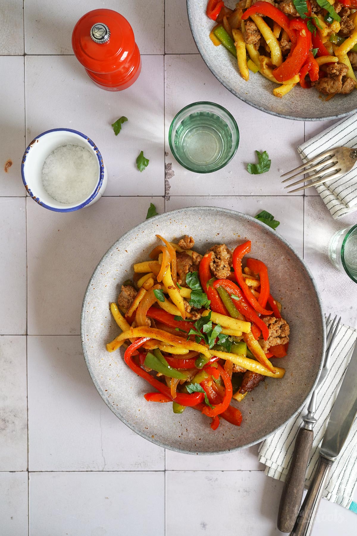 (German) Schupfnudeln Skillet with Bell Peppers & Meat | Bake to the roots