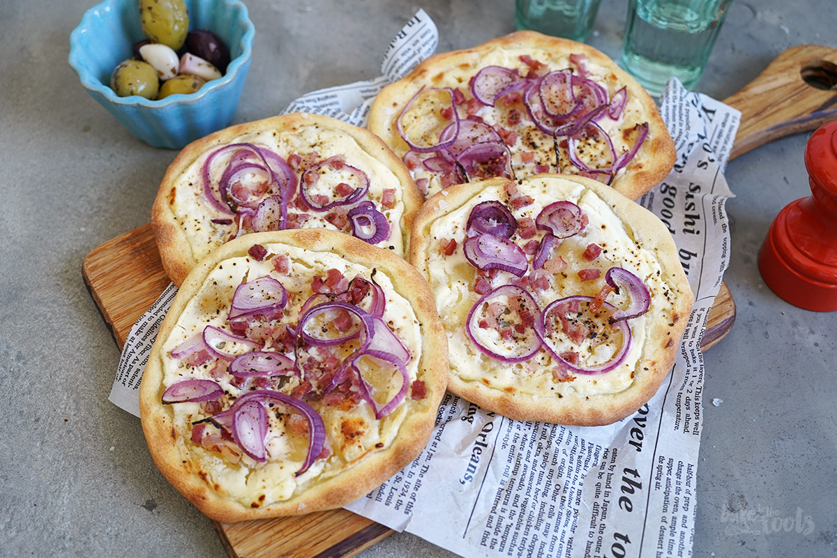 Elsässer (Mini) Flammkuchen | Bake to the roots