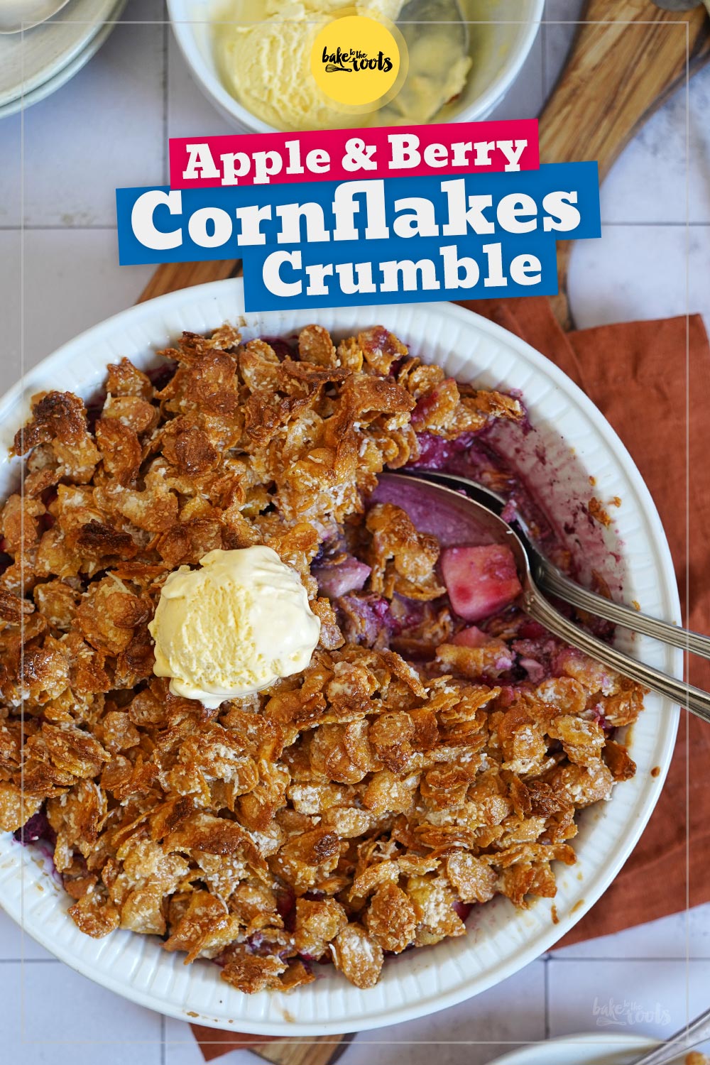 Apple & Berry Cornflakes Crumble | Bake to the roots