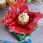 Einfache Mini Funfetti Cupcakes | Bake to the roots