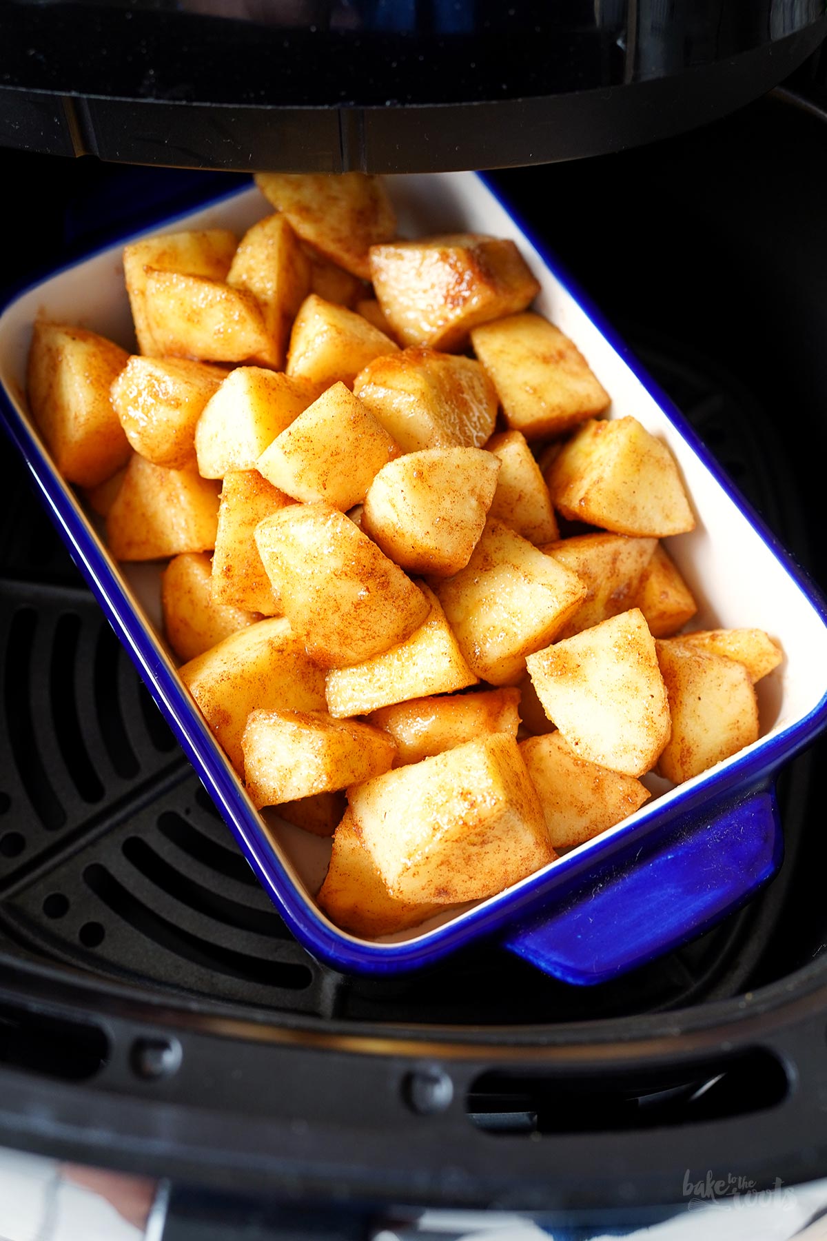 AirFryer Apple Crumble | Bake to the roots