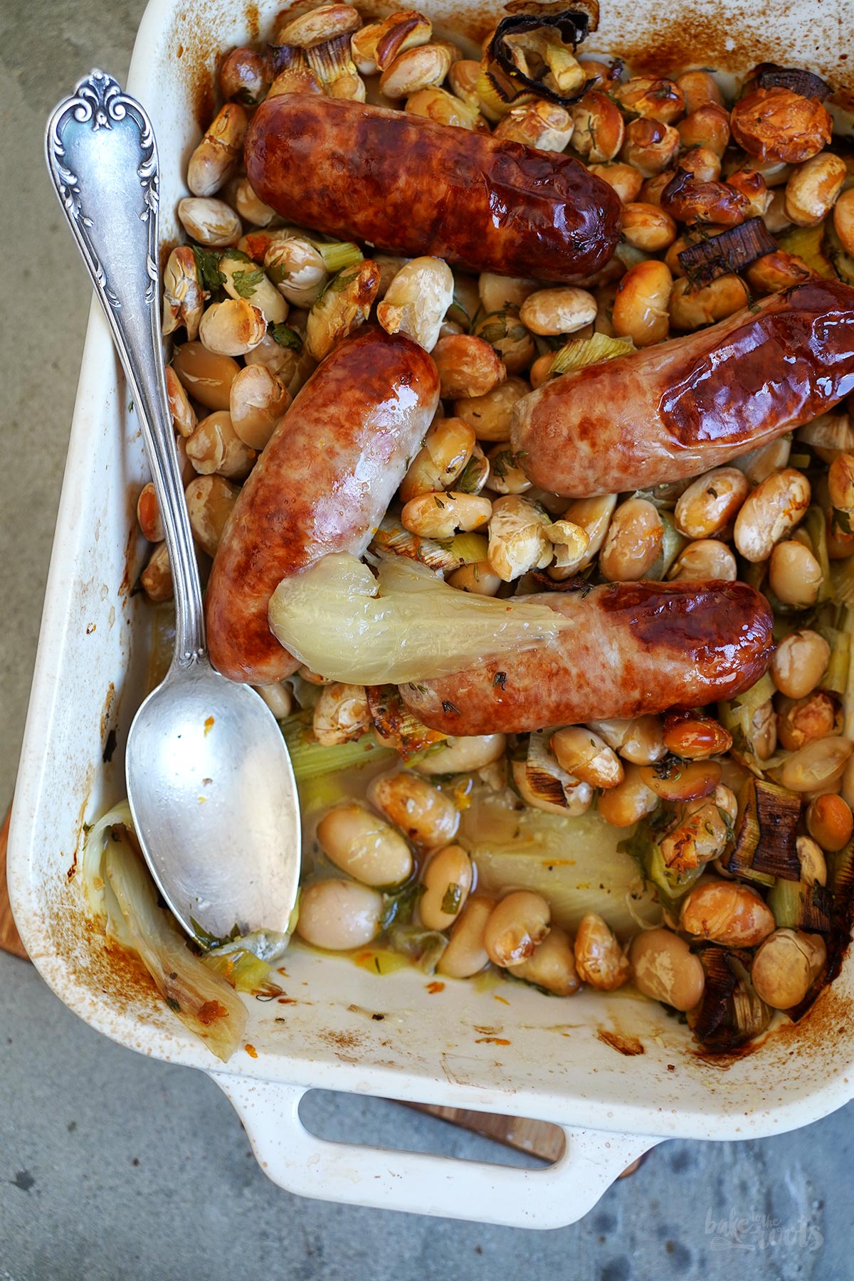 Fenchel, Lauch, Bohnen & Bratwurst aus dem Ofen | Bake to the roots