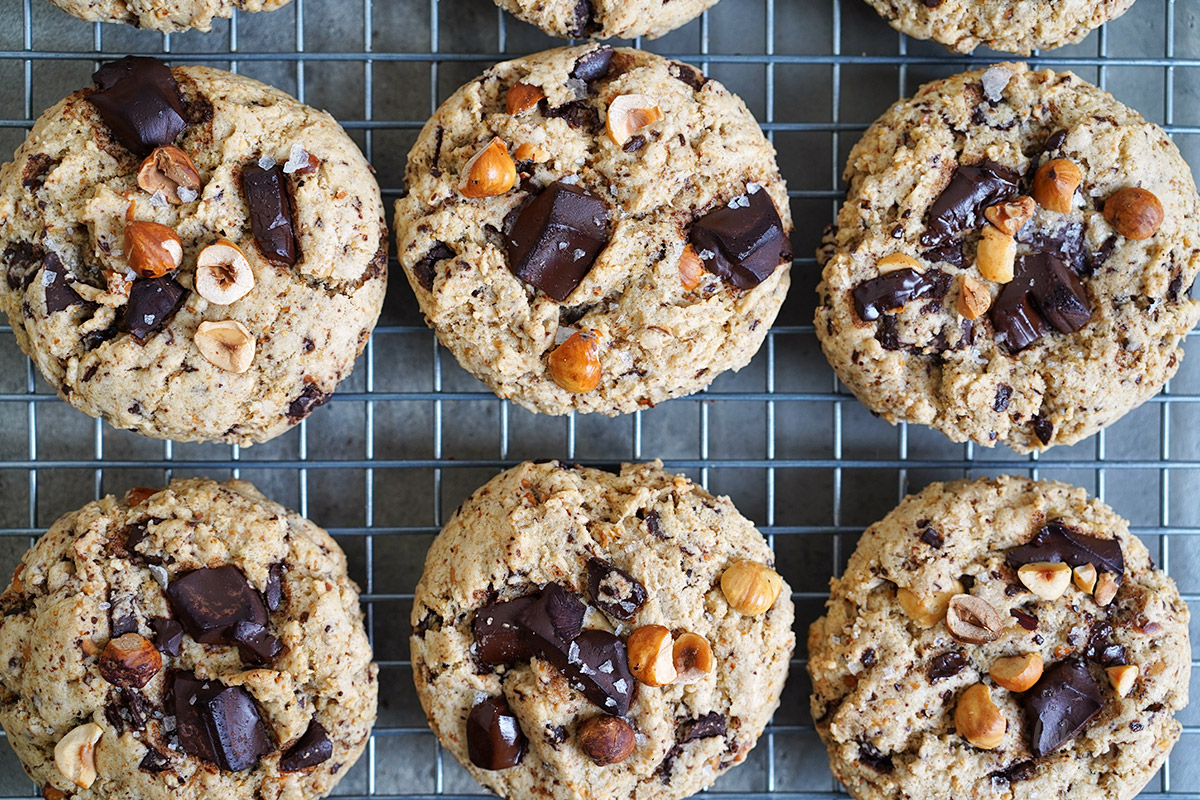 Haselnuss Espresso Schokolade Cookies | Bake to the roots