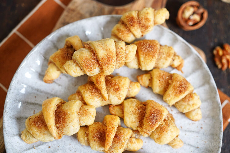 Walnuss Hörnchen (Rugelach) | Bake to the roots