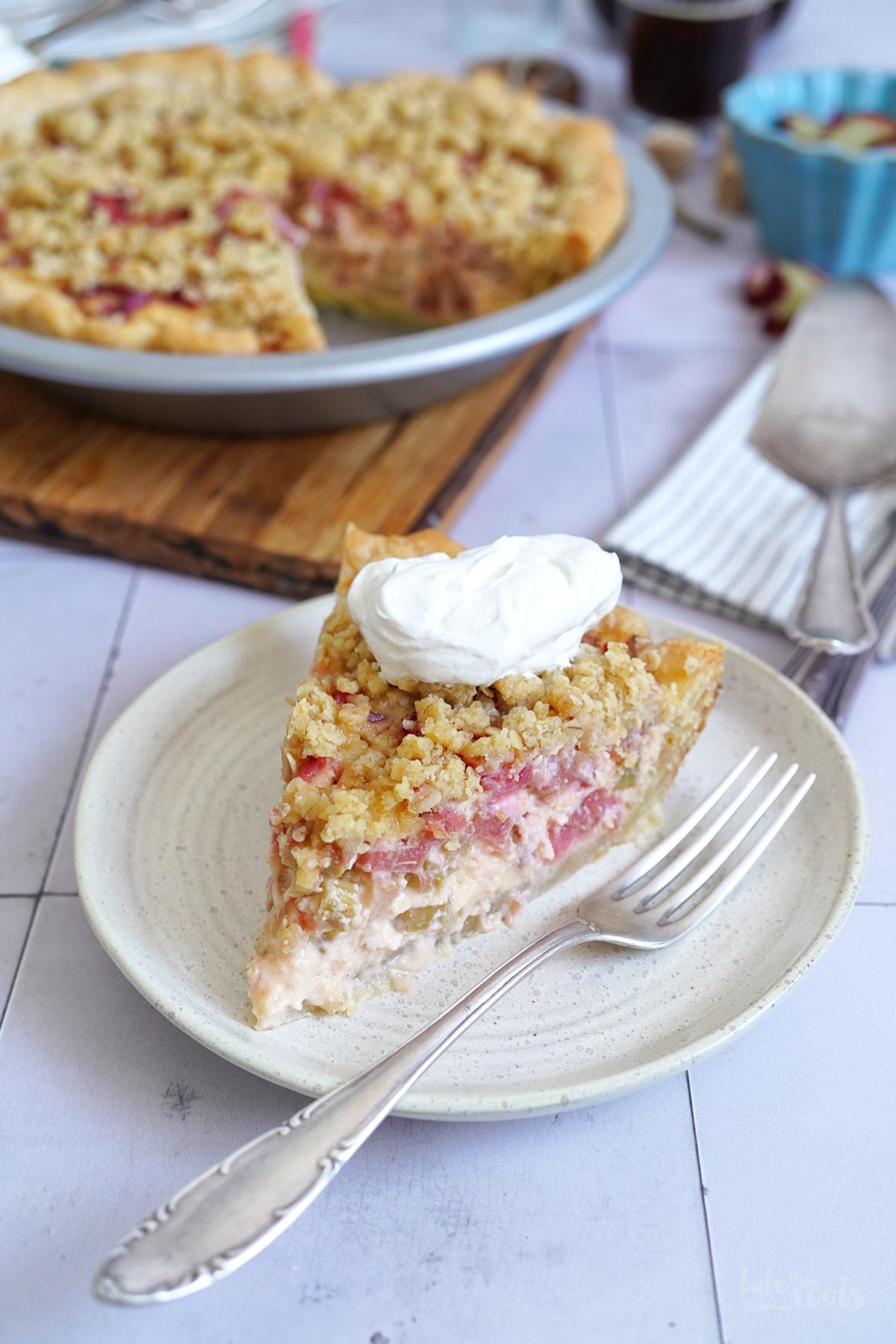 Rhabarber Streusel Pie | Bake to the roots