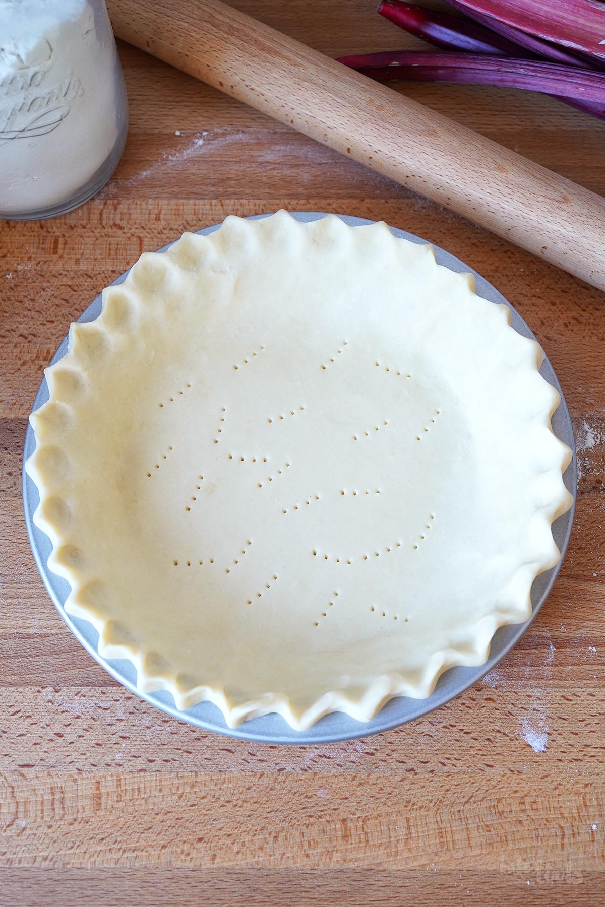 Rhabarber Streusel Pie | Bake to the roots