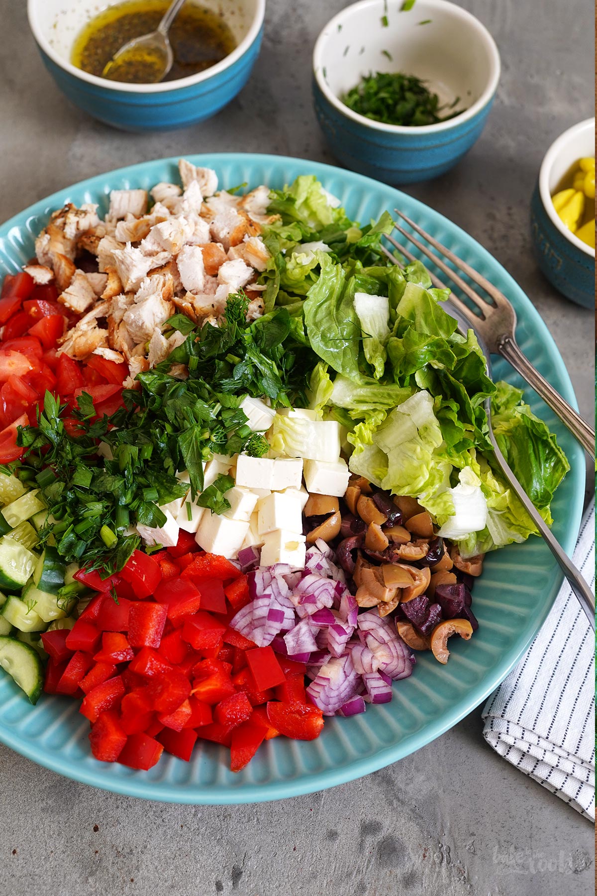 Chopped Salad mit Hühnchen | Bake to the roots