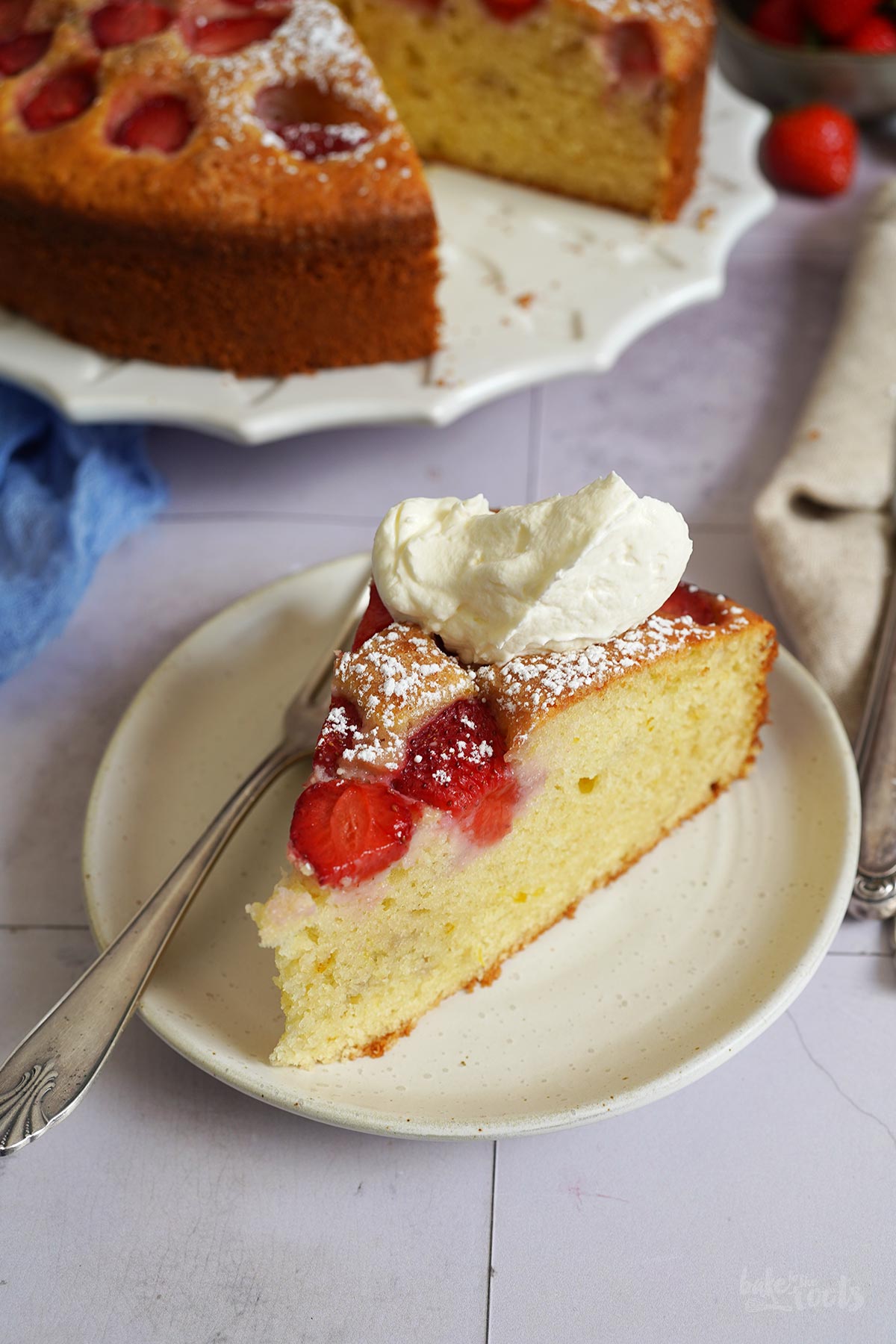 Easy Strawberry Ricotta Cake | Bake to the roots