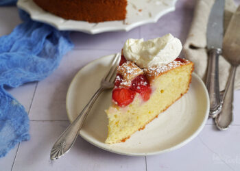 Einfacher Erdbeeren Ricotta Kuchen | Bake to the roots