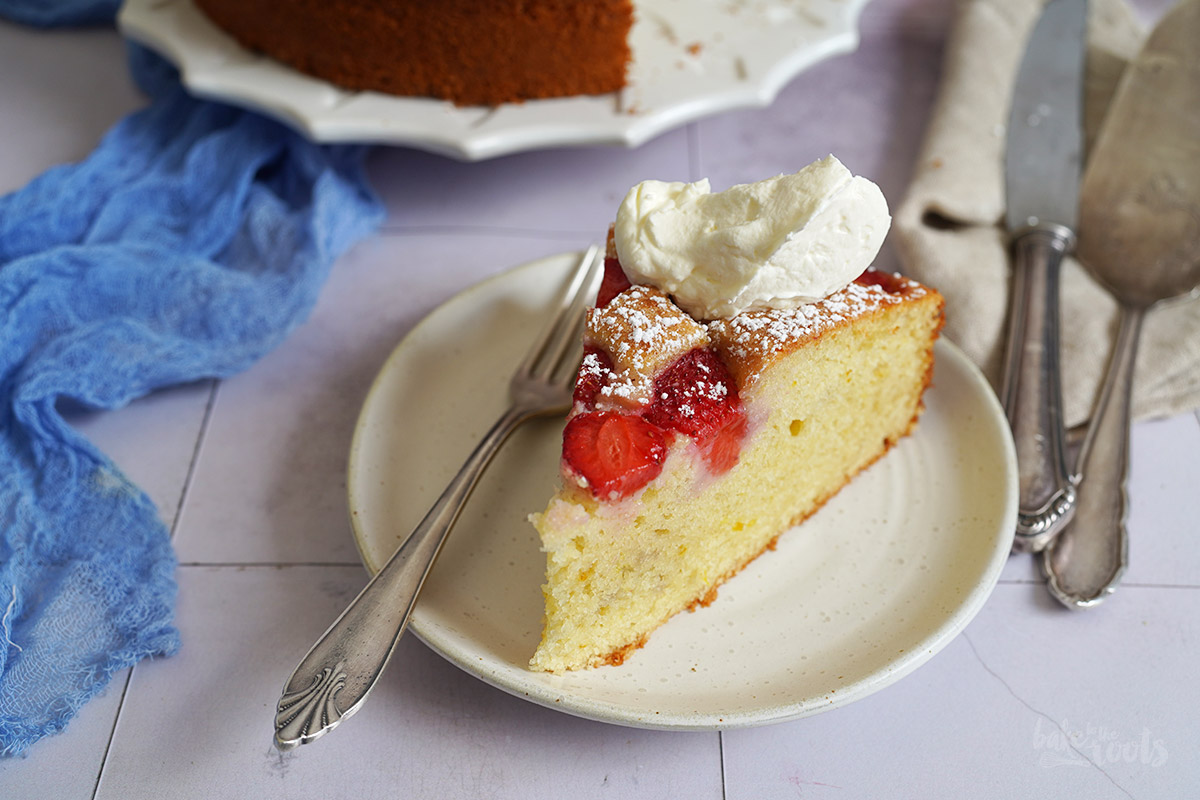 Einfacher Erdbeeren Ricotta Kuchen | Bake to the roots