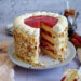 Erdbeeren & Himbeeren Torte | Bake to the roots