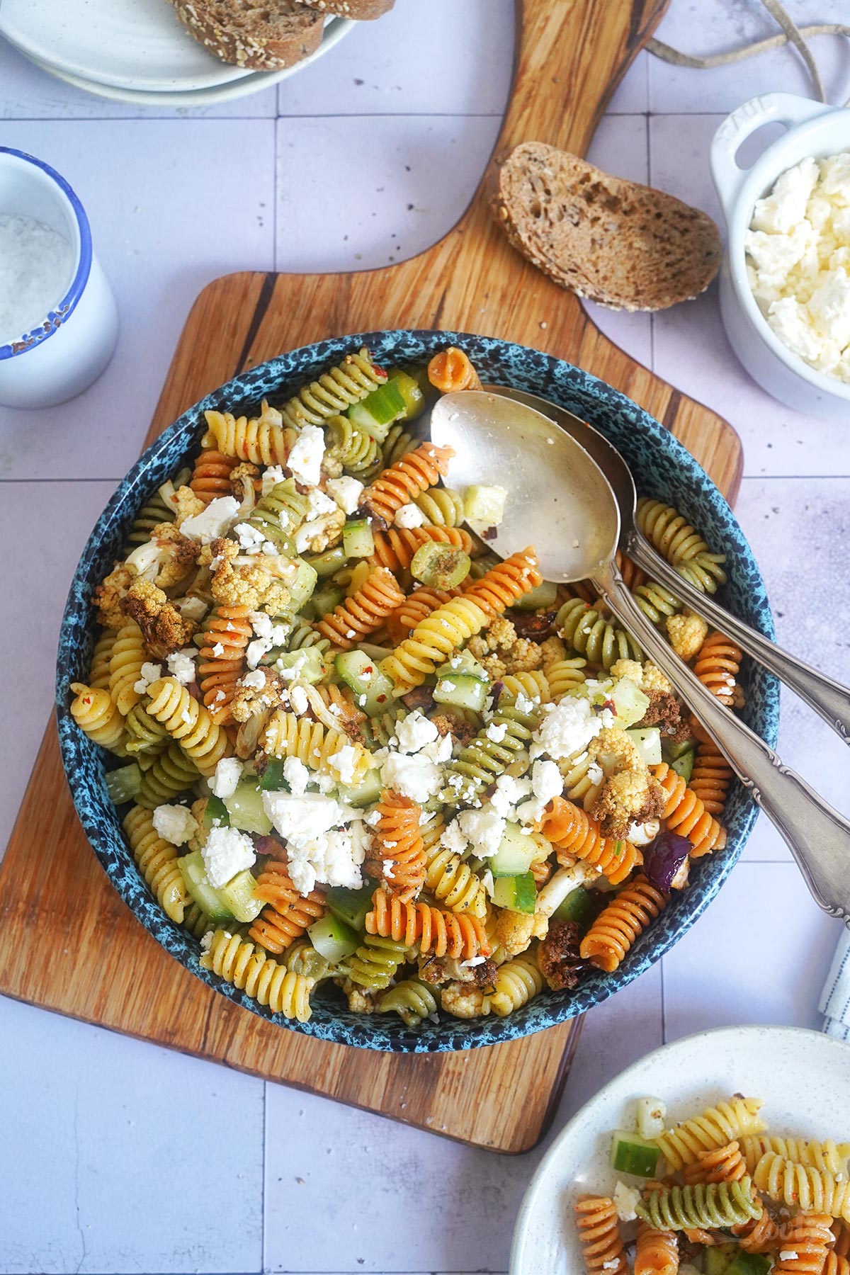Nudelsalat mit geröstetem Za'atar Blumenkohl (AirFryer) | Bake to the roots