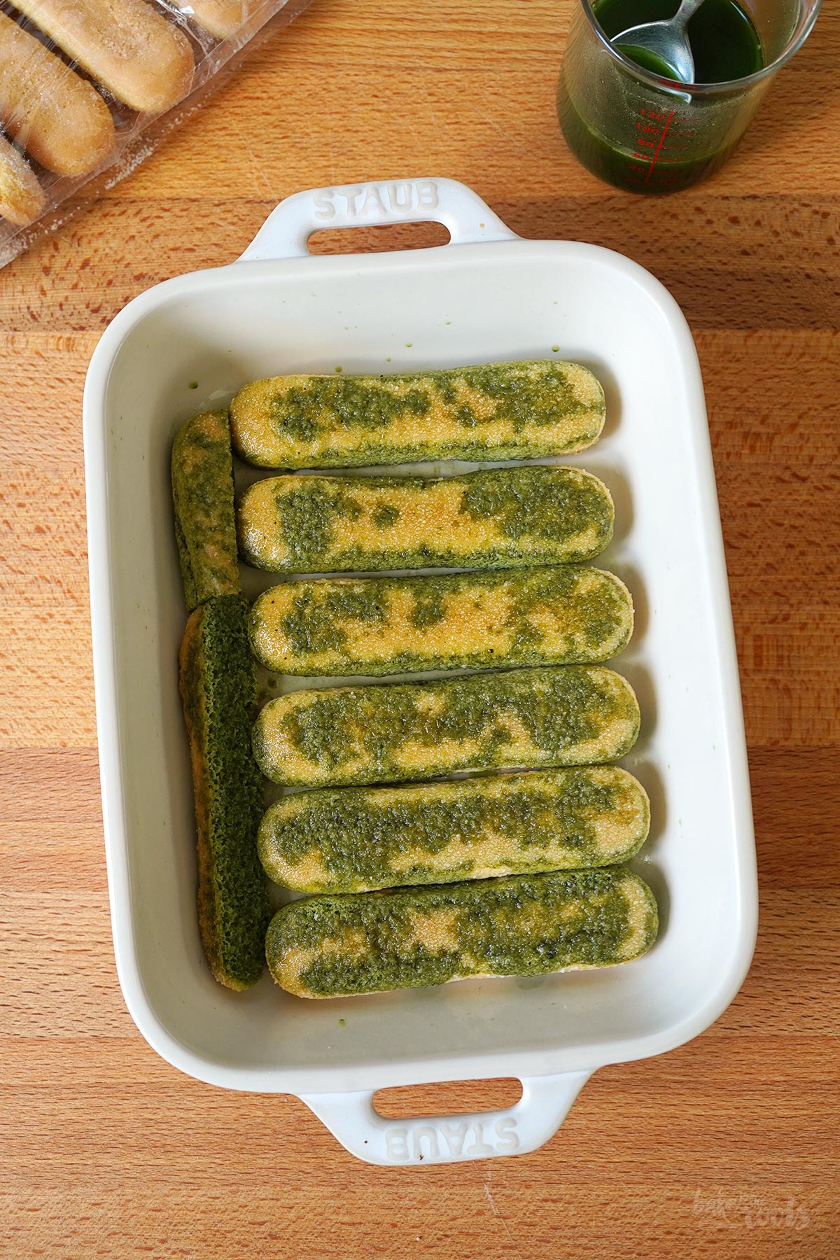 Erdbeeren & Matcha Tiramisu | Bake to the roots