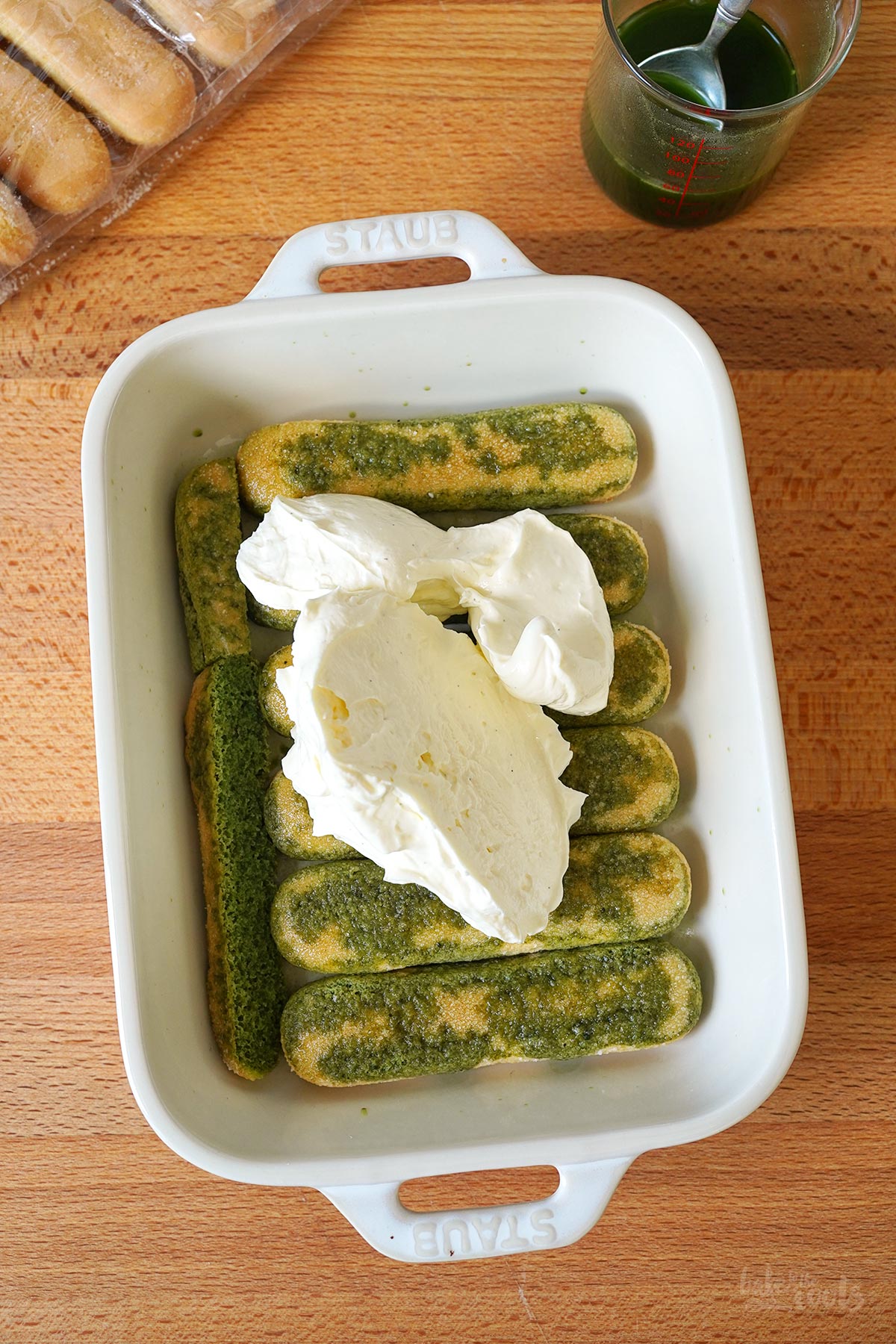 Erdbeeren & Matcha Tiramisu | Bake to the roots