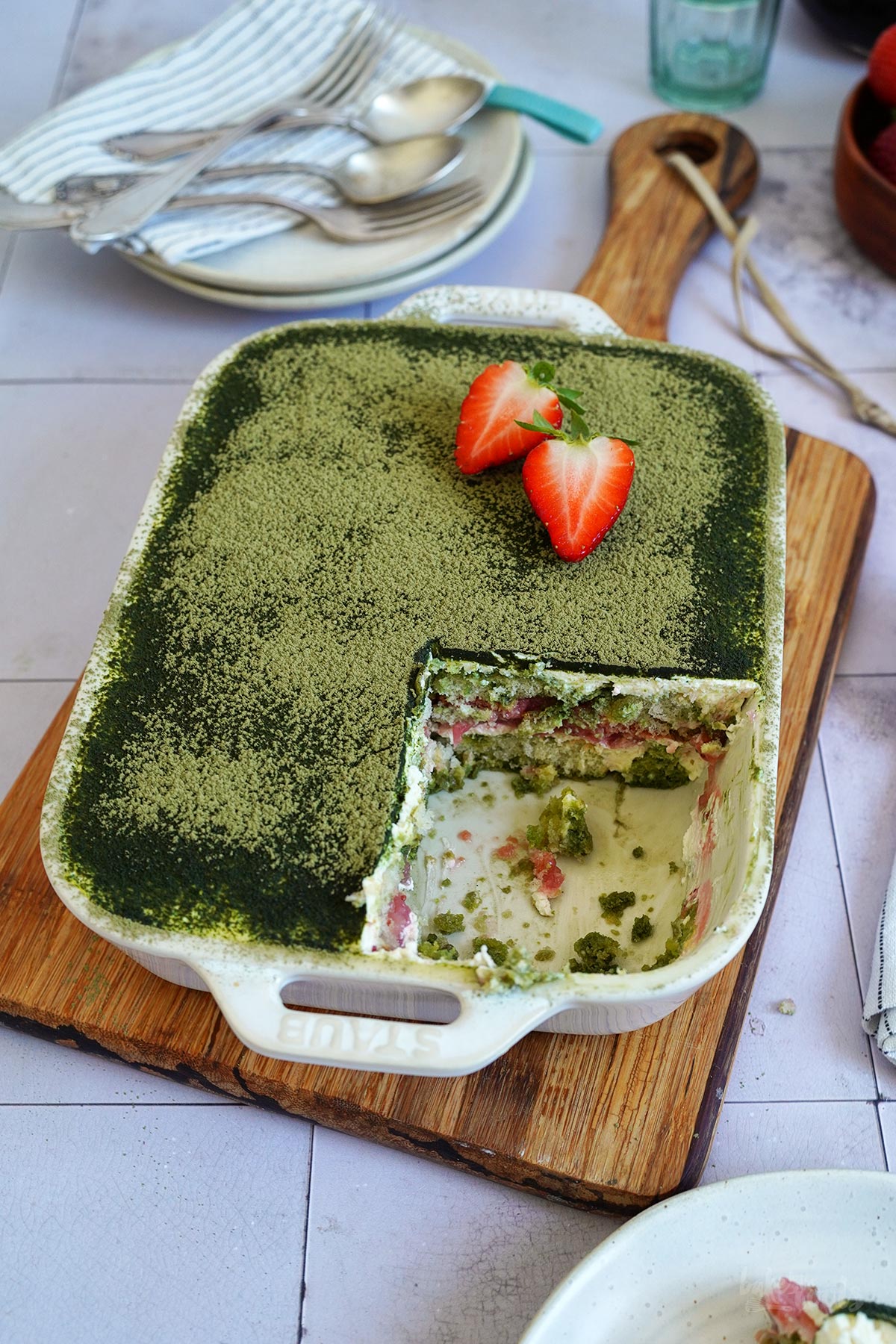 Erdbeeren & Matcha Tiramisu | Bake to the roots