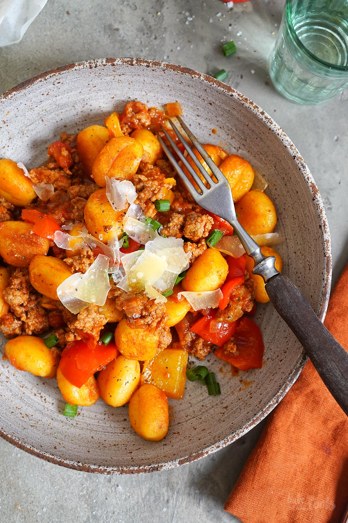 Gnocchi Skillet with Bell Peppers & Minced Meat | Bake to the roots