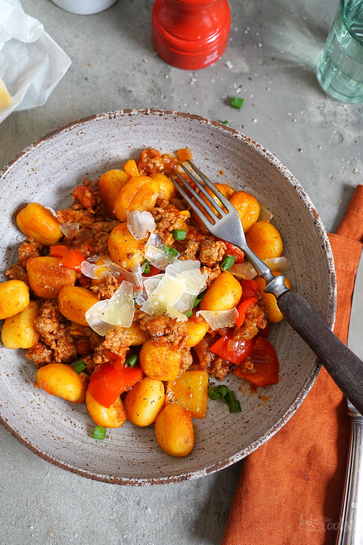 Gnocchi Skillet with Bell Peppers & Minced Meat | Bake to the roots
