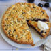 Kirschen Mandeln Streuselkuchen | Bake to the roots