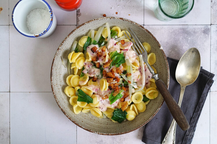 Orecchiette mit Mangold | Bake to the roots