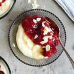 Grießflammeri mit Kirschkompott | Bake to the roots