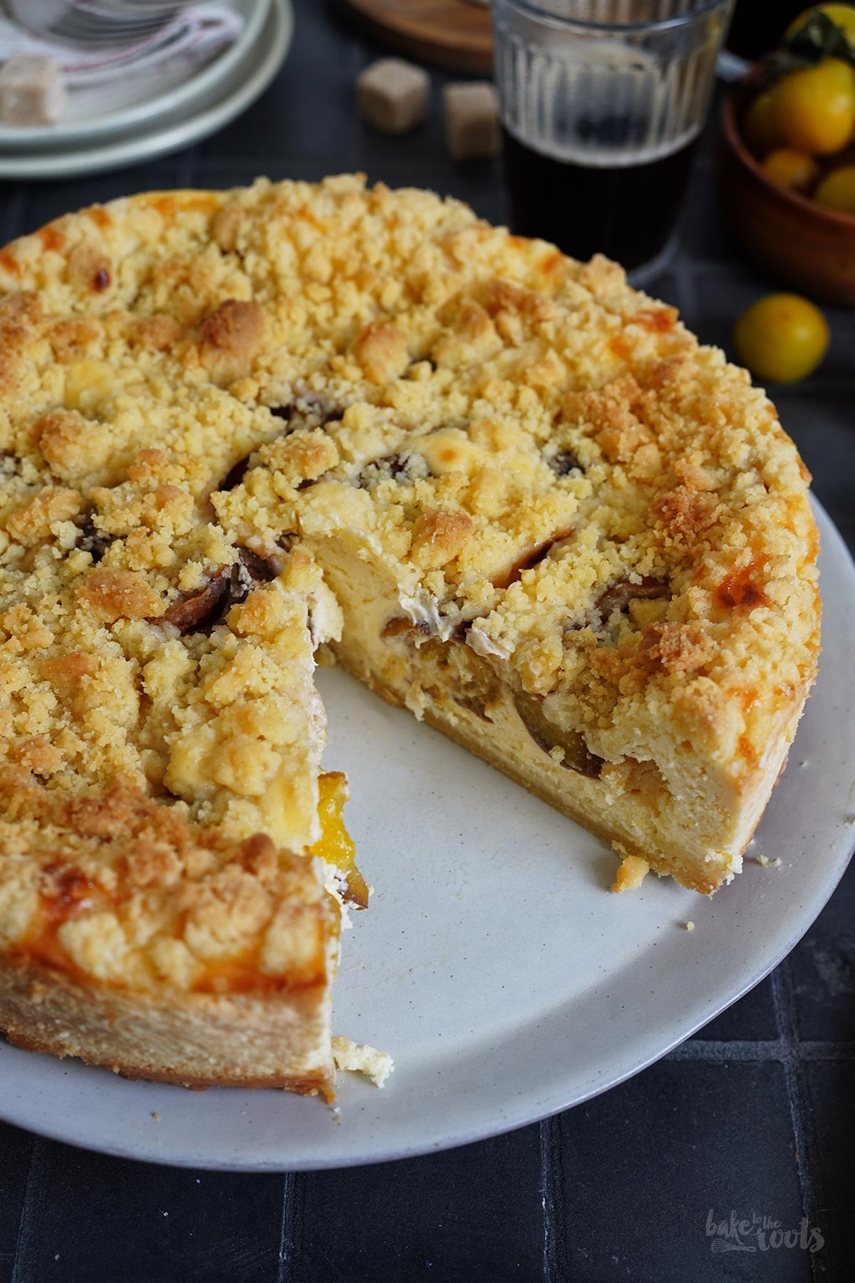 Mirabellen Streusel Käsekuchen | Bake to the roots
