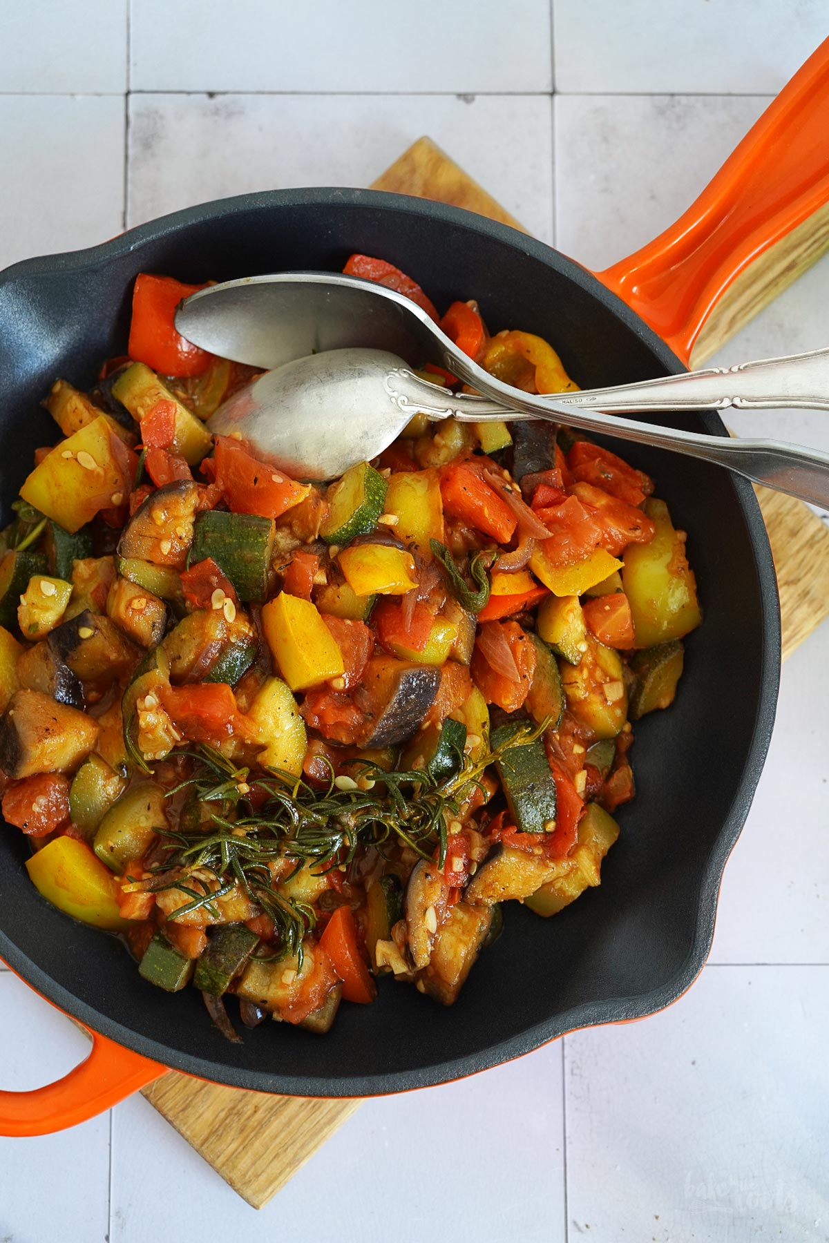 Einfaches Ratatouille mit Sonnenweizen | Bake to the roots