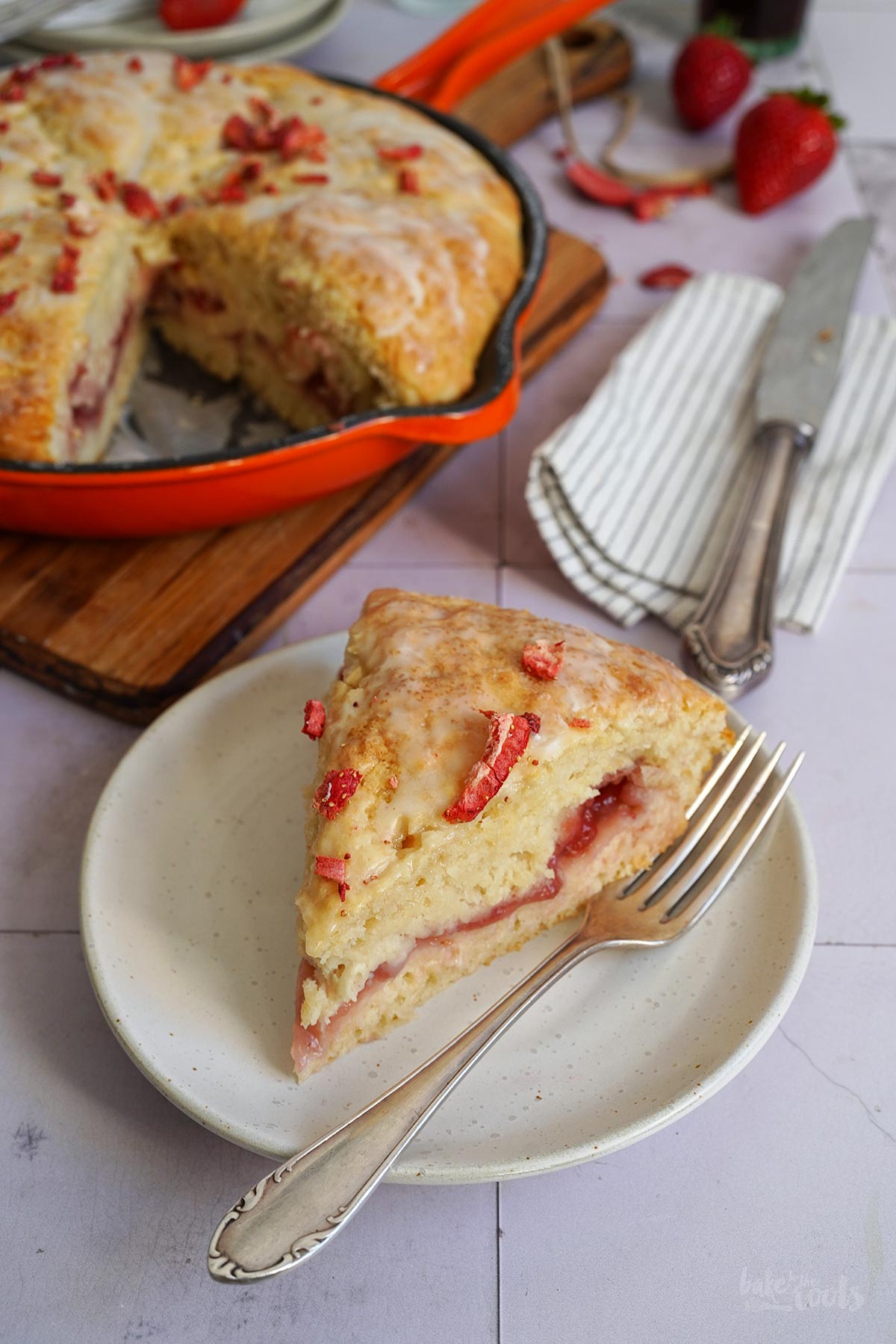 Erdbeeren Buttermilch Scones | Bake to the roots