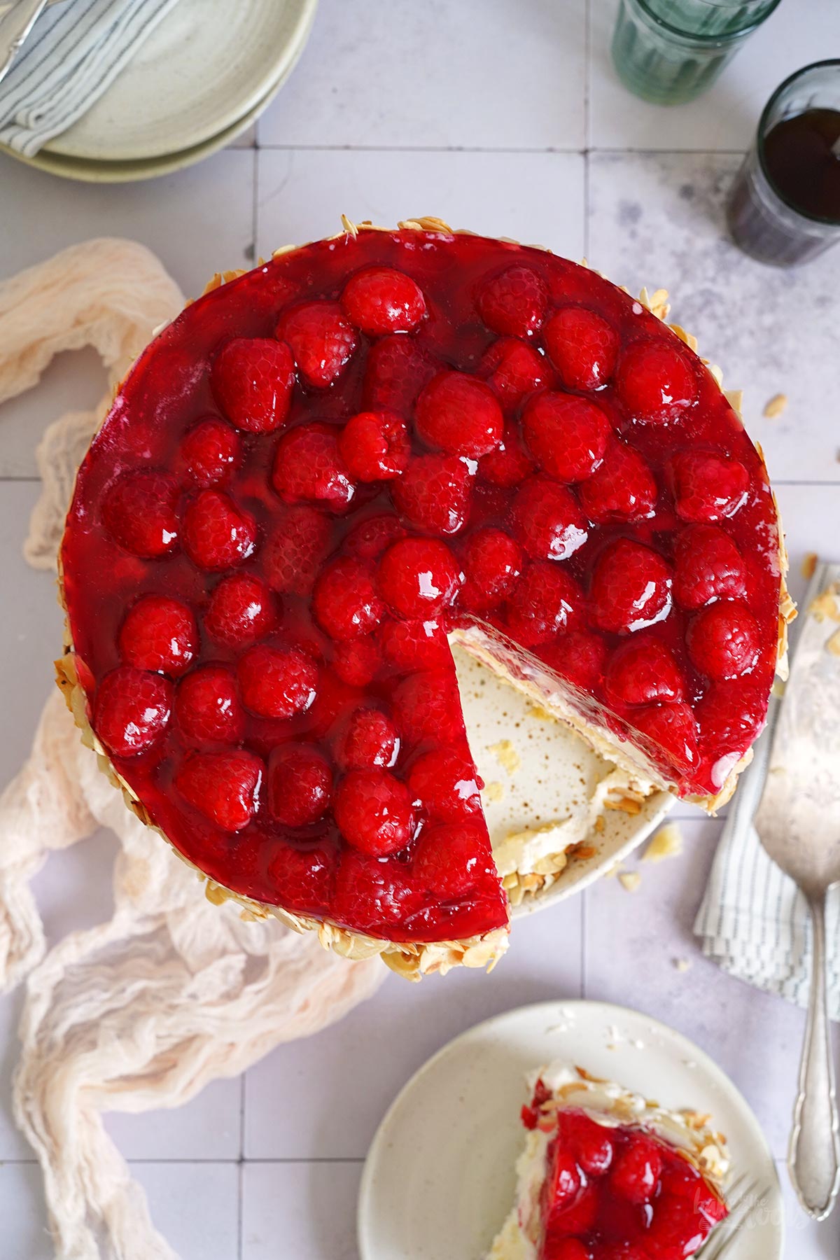 Raspberry Mascarpone Layer Cake | Bake to the roots