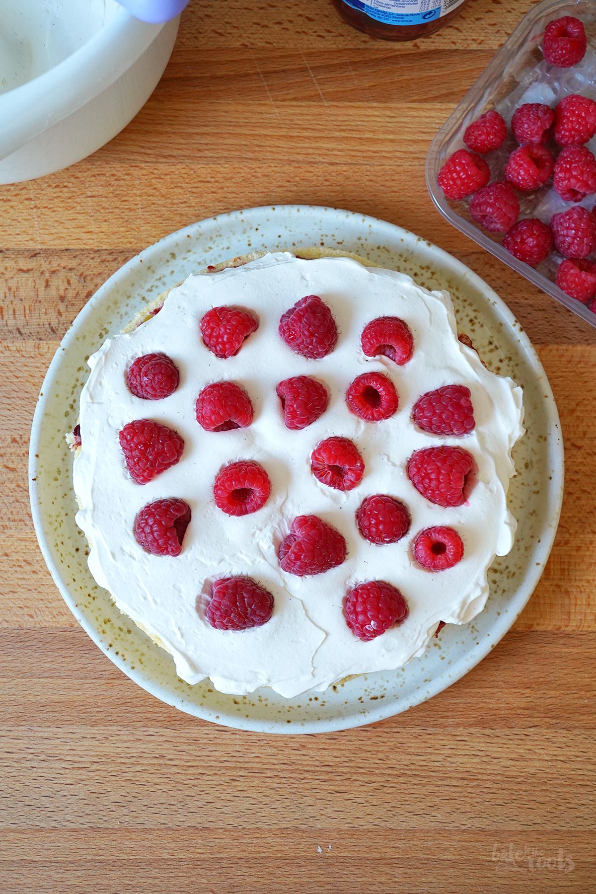 Raspberry Mascarpone Layer Cake | Bake to the roots