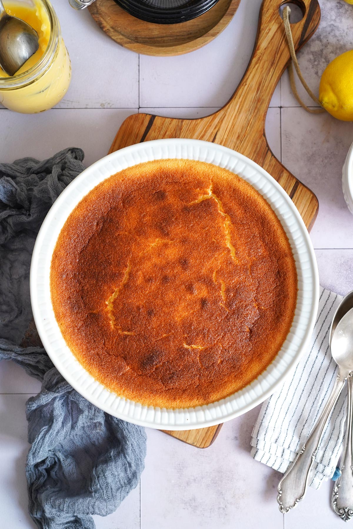 Zitrone & Weiße Schokolade Puddingkuchen | Bake to the roots