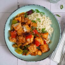 Süß-Saurer Pangasius mit Reis-image