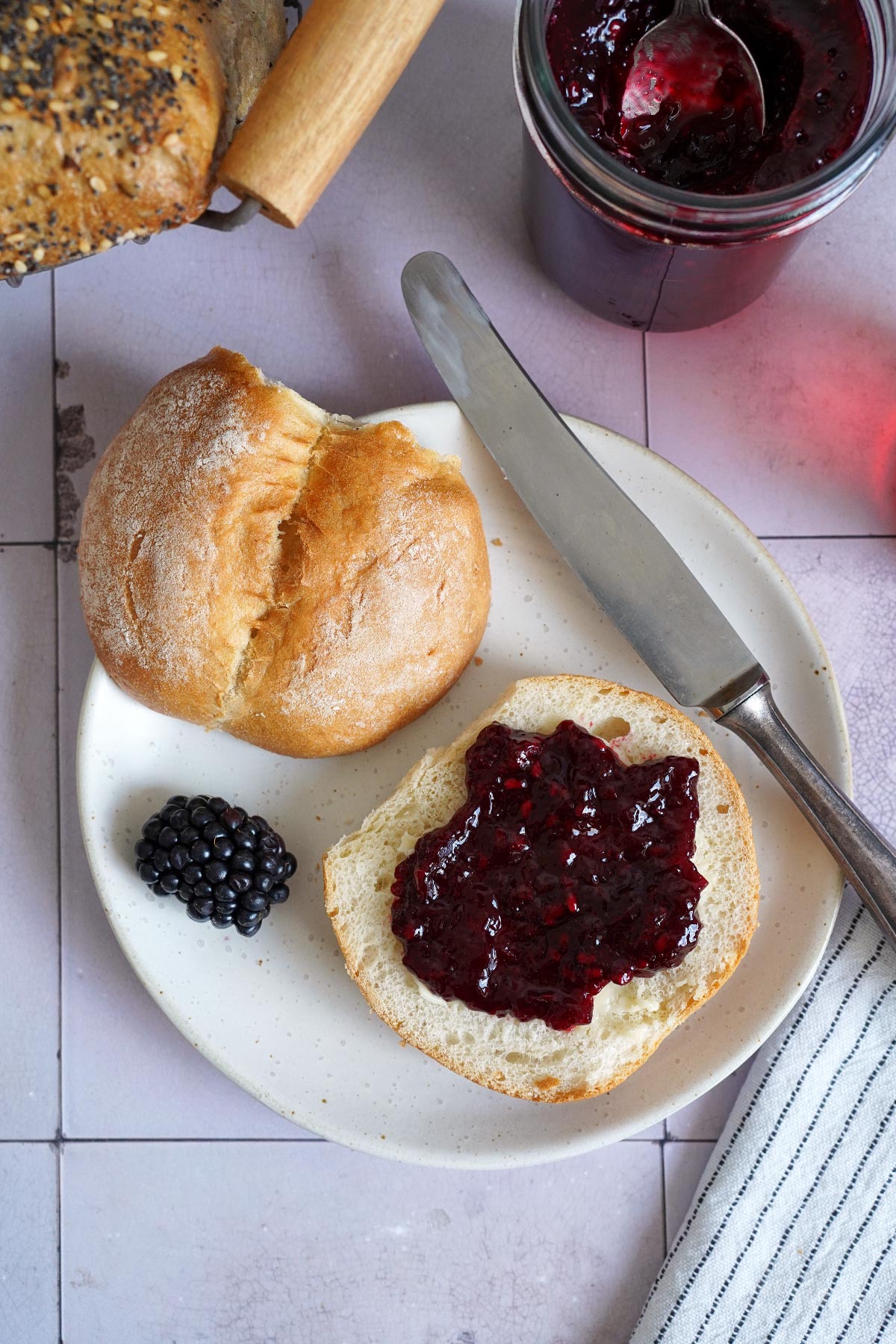 Einfache Brombeeren Marmelade (zuckerfrei) | Bake to the roots