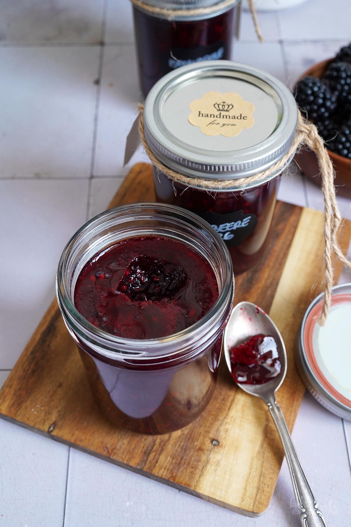 Einfache Brombeeren Marmelade (zuckerfrei) | Bake to the roots