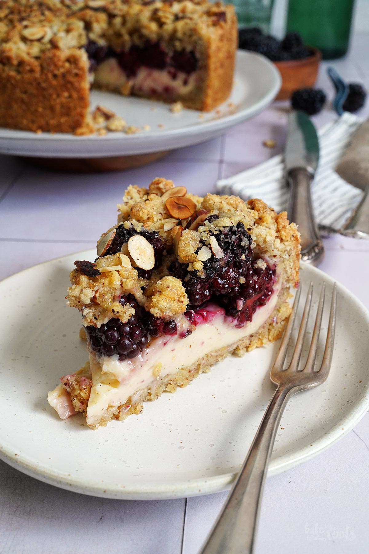 Brombeeren Pudding Streuselkuchen | Bake to the roots