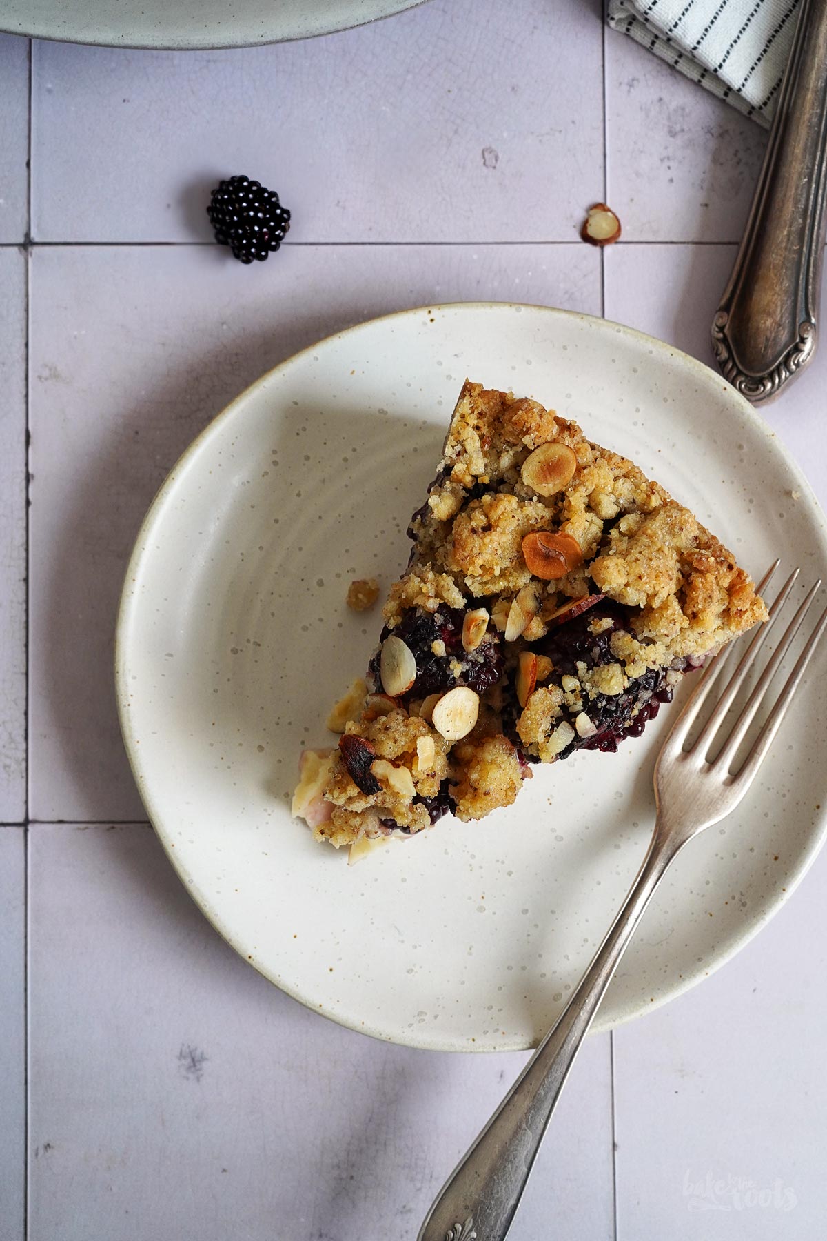 Brombeeren Pudding Streuselkuchen | Bake to the roots
