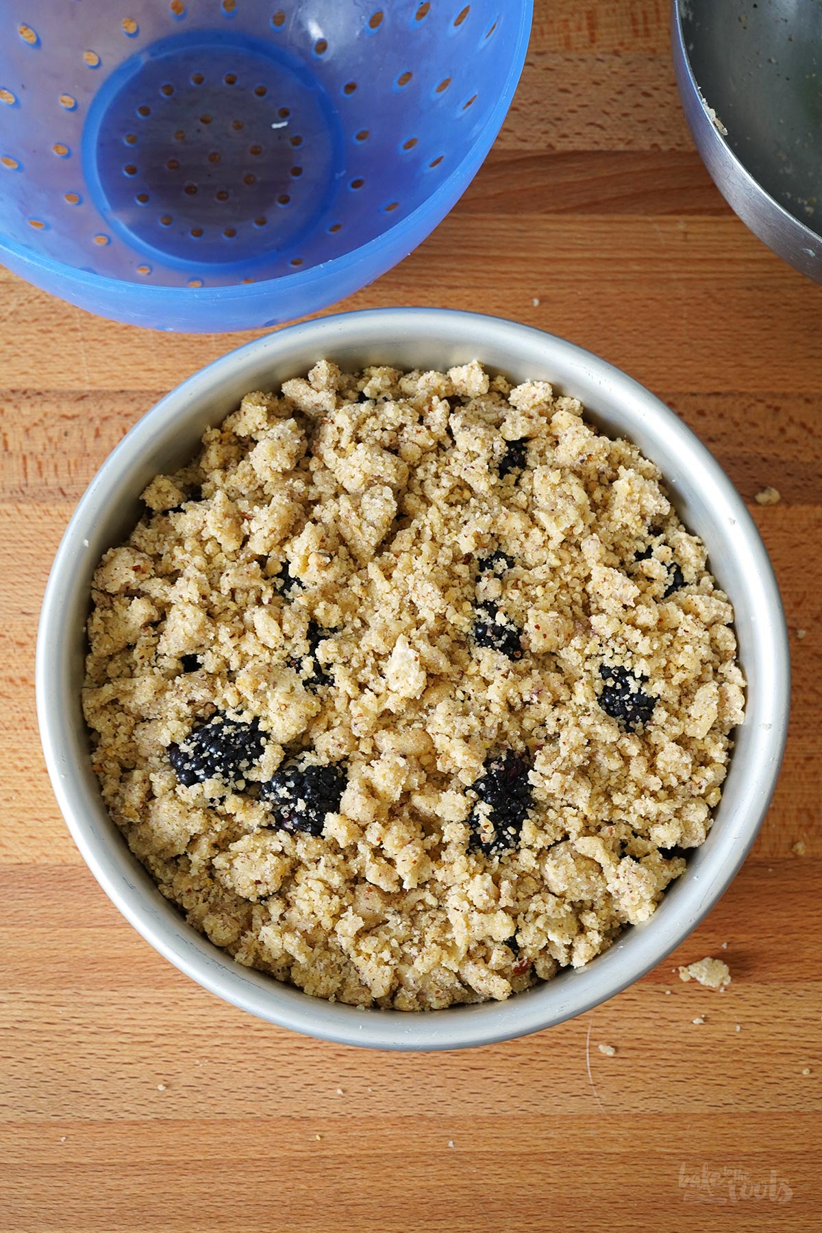 Brombeeren Pudding Streuselkuchen | Bake to the roots
